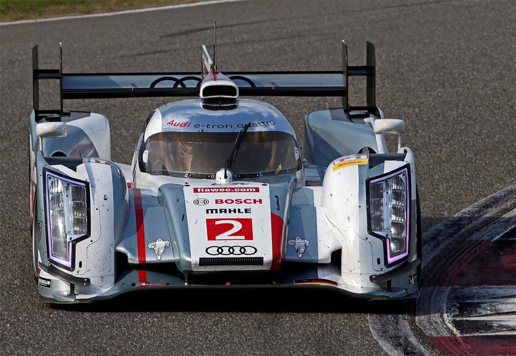 Audi R18’eren har været yderst teknisk driftssikker, hvorfor Tom K & Co. scorede placeringspoint i 7 ud af 8 WEC-afdelinger i 2013.
(Foto: Audi)